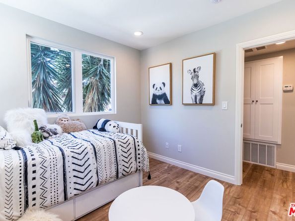1737 S Longwood Avenue, Los Angeles CA 90019