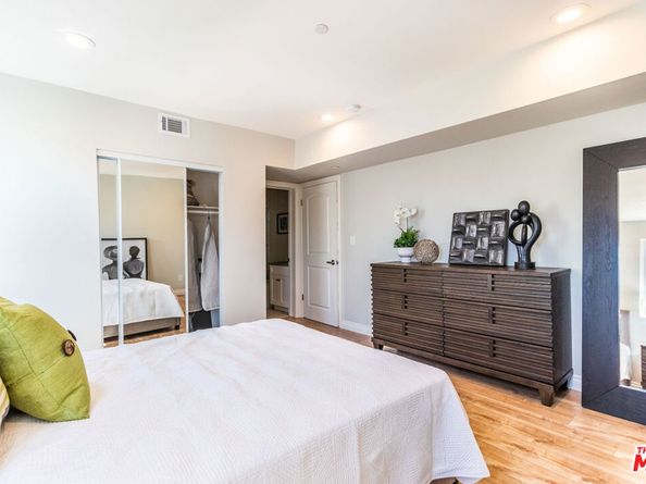 1737 S Longwood Avenue, Los Angeles CA 90019