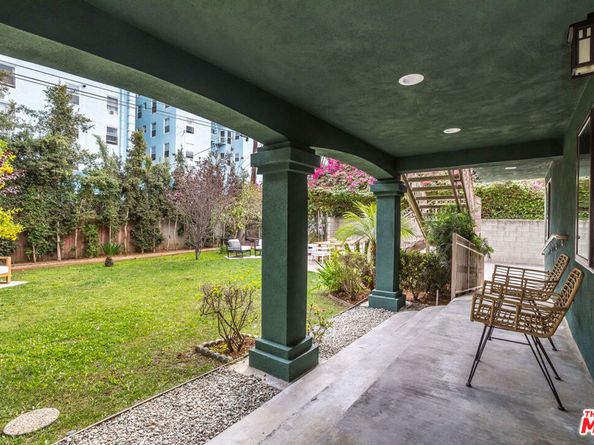 1274 3rd Avenue, Los Angeles CA 90019