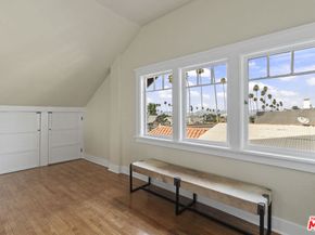 1274 3rd Avenue, Los Angeles CA 90019