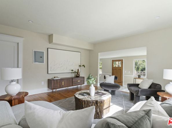 1274 3rd Avenue, Los Angeles CA 90019