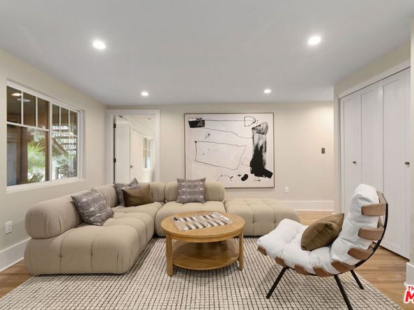 1274 3rd Avenue, Los Angeles CA 90019