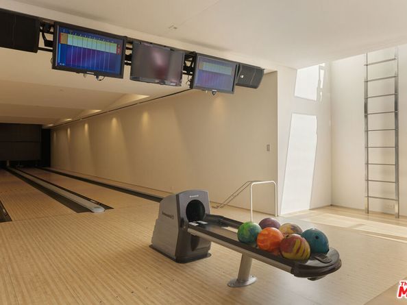 1261 Angelo Drive, Beverly Hills CA 90210