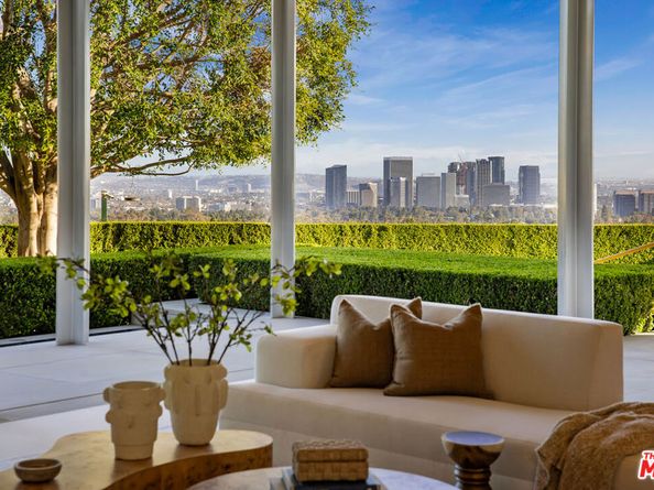 1261 Angelo Drive, Beverly Hills CA 90210