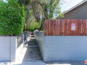 8357 Amigo Avenue, Northridge CA 91324