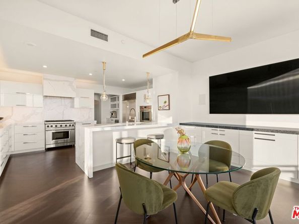 1 W Century Drive 9A, Los Angeles CA 90067