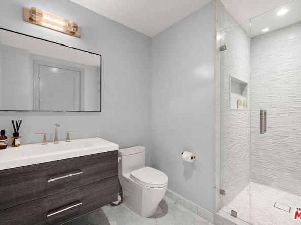 1 W Century Drive 9A, Los Angeles CA 90067