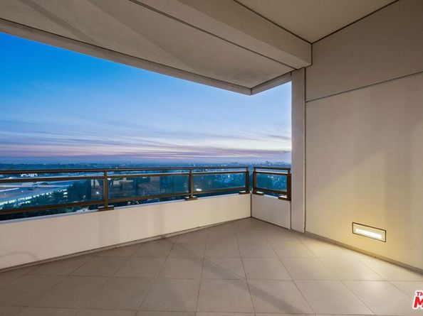 1 W Century Drive 9A, Los Angeles CA 90067