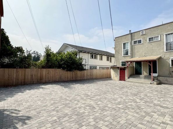 314 S Coronado Street, Los Angeles CA 90057