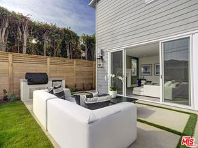 10760 Rochester Avenue, Los Angeles CA 90024