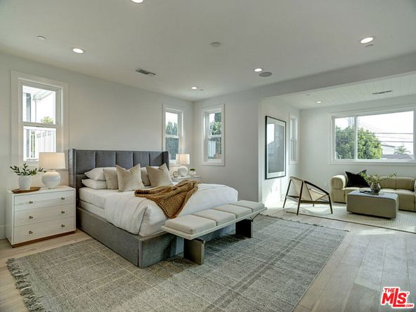 10760 Rochester Avenue, Los Angeles CA 90024