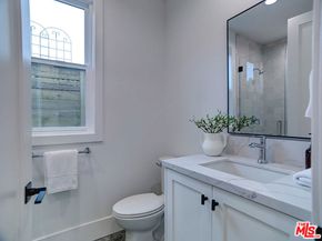 10760 Rochester Avenue, Los Angeles CA 90024
