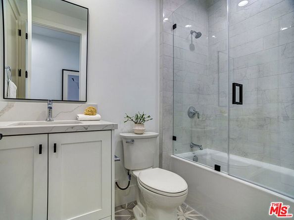 10760 Rochester Avenue, Los Angeles CA 90024