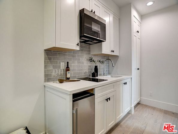 10760 Rochester Avenue, Los Angeles CA 90024
