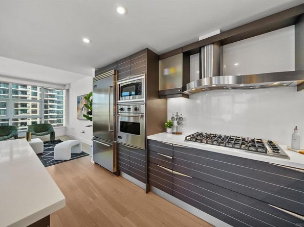 1325 Pacific Hwy 2804, San Diego CA 92101