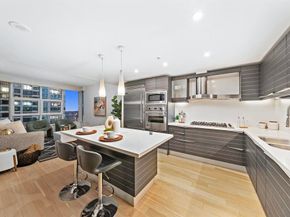 1325 Pacific Hwy 2804, San Diego CA 92101