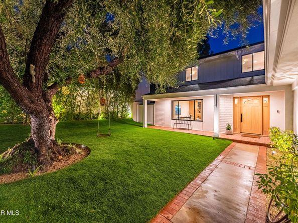 5306 Cangas Drive, Calabasas CA 91301