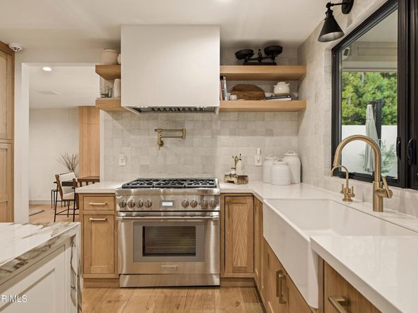 5306 Cangas Drive, Calabasas CA 91301