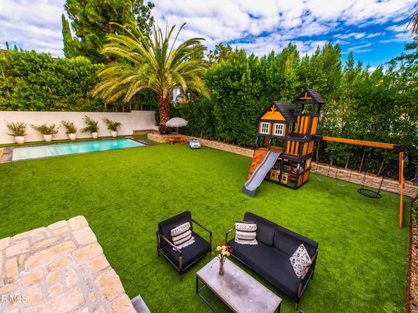 5306 Cangas Drive, Calabasas CA 91301