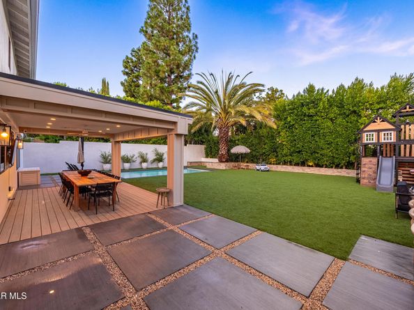 5306 Cangas Drive, Calabasas CA 91301