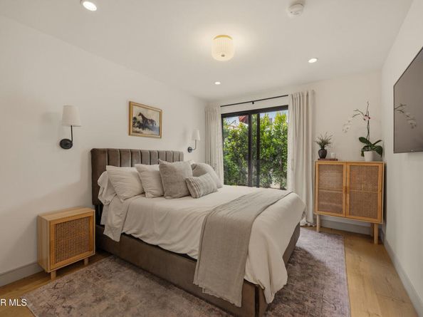 5306 Cangas Drive, Calabasas CA 91301