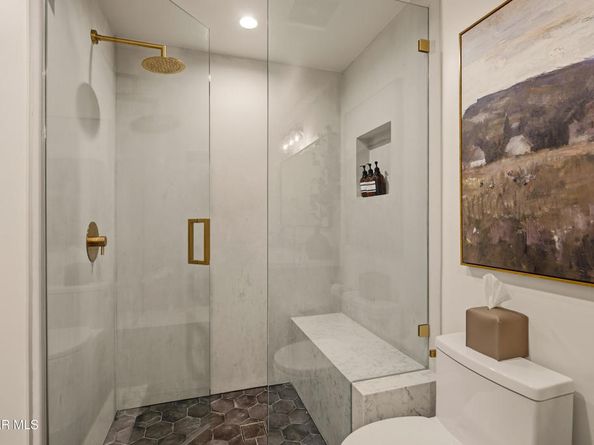 5306 Cangas Drive, Calabasas CA 91301