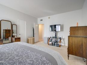 17522 Sherman Way 204, Van Nuys CA 91406