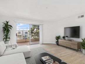 1703 La Playa Ave B, San Diego CA 92109