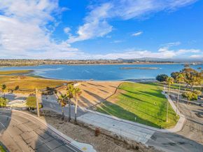 1703 La Playa Ave B, San Diego CA 92109