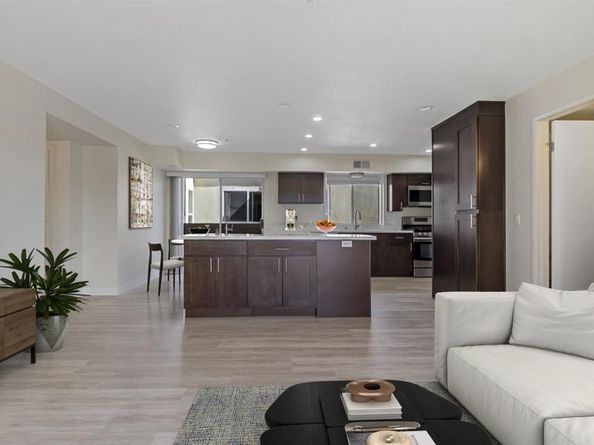 1703 La Playa Ave B, San Diego CA 92109