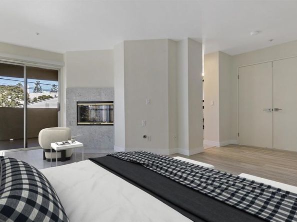1703 La Playa Ave B, San Diego CA 92109