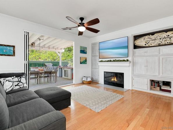 3498 Harwich Dr, Carlsbad CA 92010