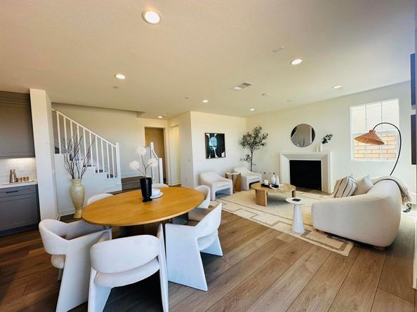 11324 Caminito Rodar, San Diego CA 92126