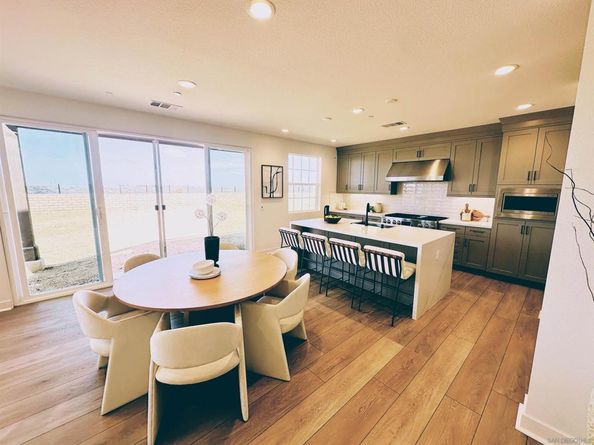 11324 Caminito Rodar, San Diego CA 92126