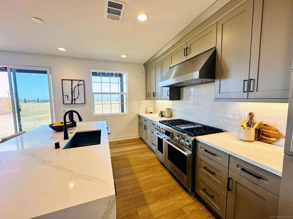 11324 Caminito Rodar, San Diego CA 92126