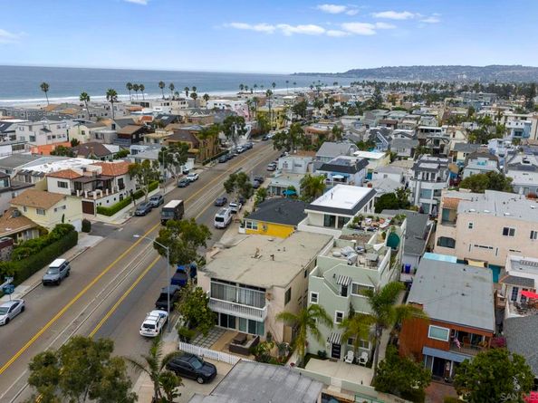 2735 Mission Blvd, San Diego CA 92109