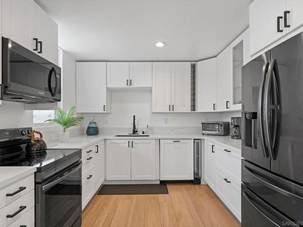 2735 Mission Blvd, San Diego CA 92109