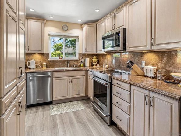 6038 Cirrus St, San Diego CA 92110