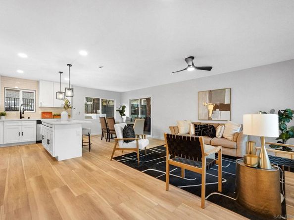 6524 Radio Dr, San Diego CA 92114