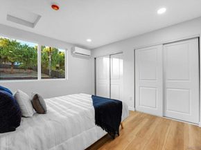 6524 Radio Dr, San Diego CA 92114