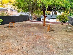 6524 Radio Dr, San Diego CA 92114