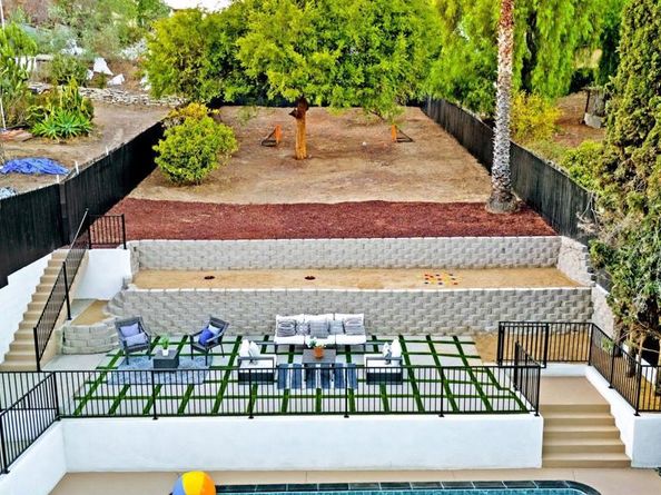 6524 Radio Dr, San Diego CA 92114