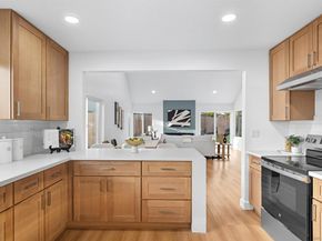 9562 Benavente St, San Diego CA 92129