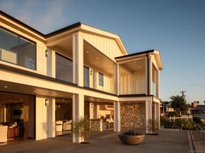 1185 Barcelona Dr, San Diego CA 92107