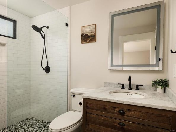 1185 Barcelona Dr, San Diego CA 92107