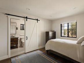 1185 Barcelona Dr, San Diego CA 92107