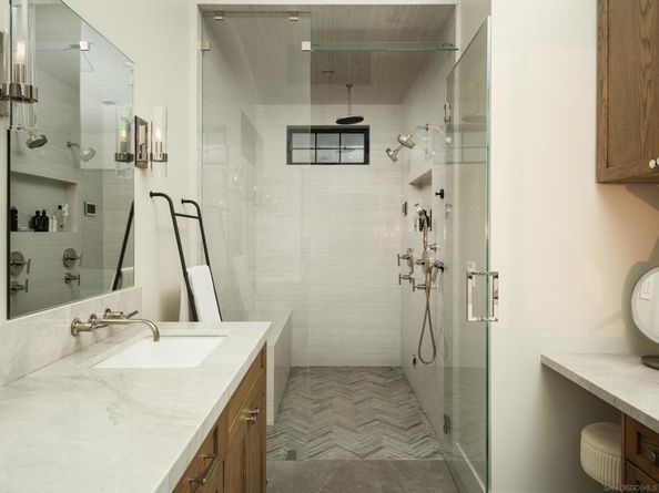 1185 Barcelona Dr, San Diego CA 92107
