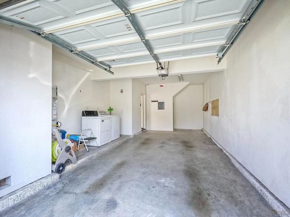 12626 Springbrook Dr A, San Diego CA 92128