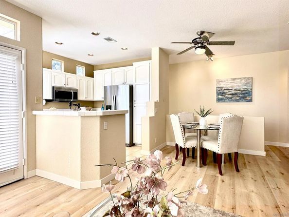 12626 Springbrook Dr A, San Diego CA 92128