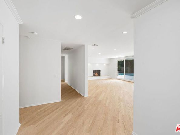 1700 Rising Glen Road, Los Angeles CA 90069